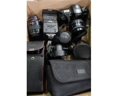 Box of various photographic equipment including a Minolta Dynax 700 SI camera with a 28-80 lens and a Sirius 28-70 lens, Sigm