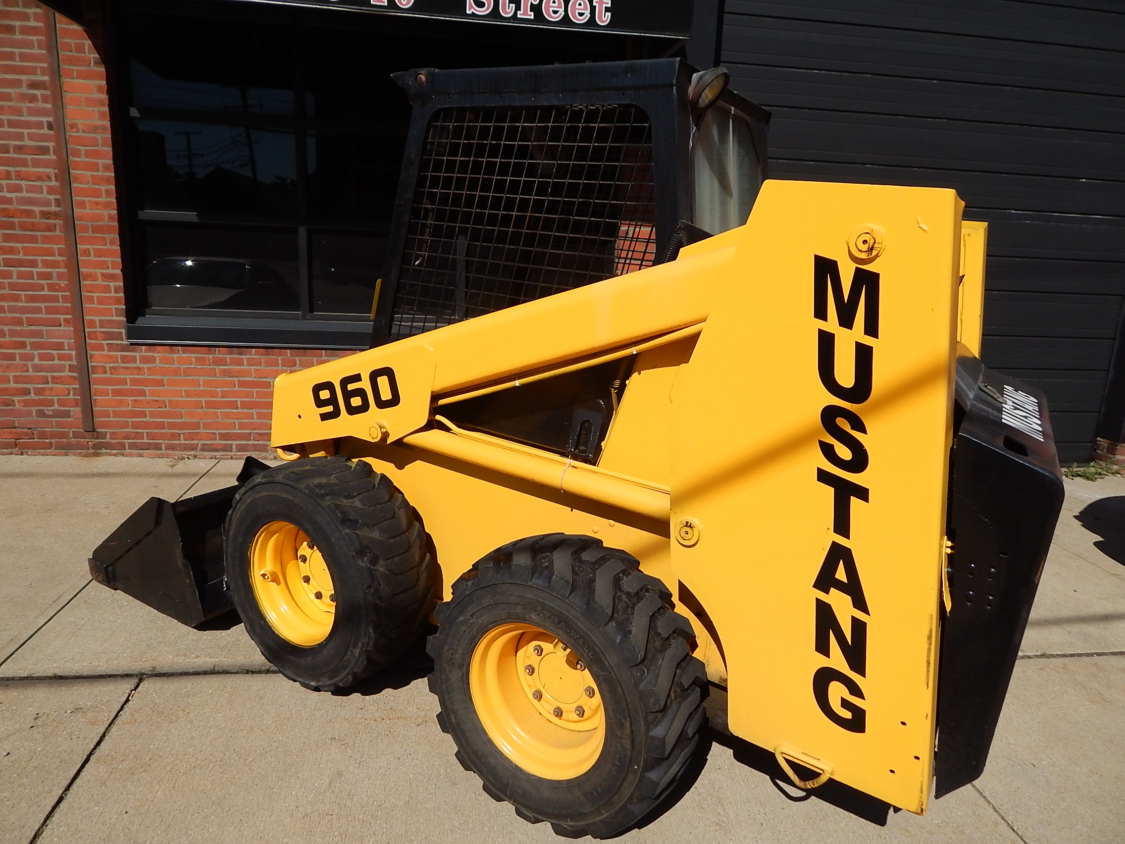 Mustang Model 960 Skid Steer with Bucket SN 12032824, 5,587 hrs.