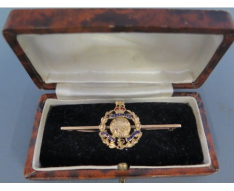A boxed yellow gold and blue enamel Gibraltar bar brooch - Weight approx. 4.4 grms 