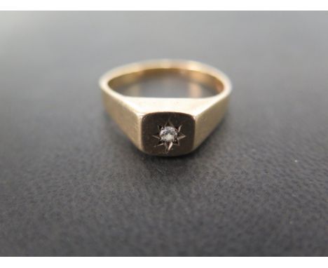 A 9ct gold brilliant-cut diamond signet ring - Hallmarked London - Ring size S 1/2 - Weight approx 4.1gms
Condition Report: G