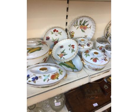 WORCESTER OVEN TO TABLE WARE