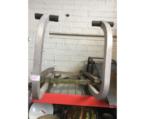 ROOF LADDER RIDGE HOOK