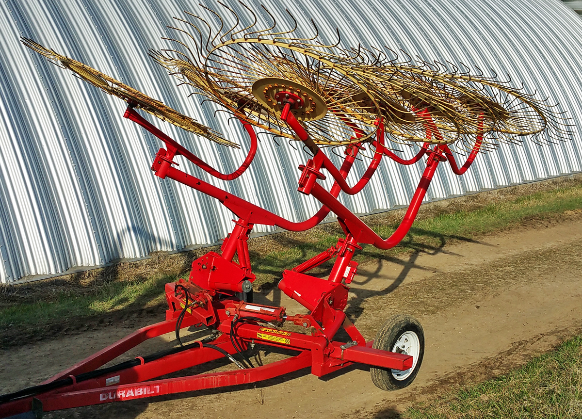 Durabilt 8wheel vhay rake on caddy