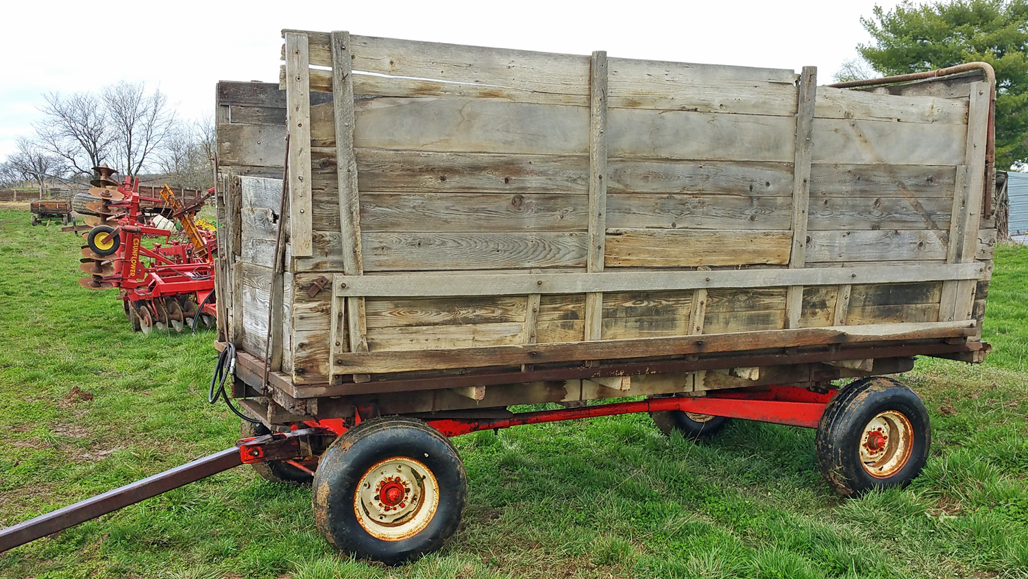 United Farm Tools wagon gear w/6bolt hubs, wooden silage bed & hoist