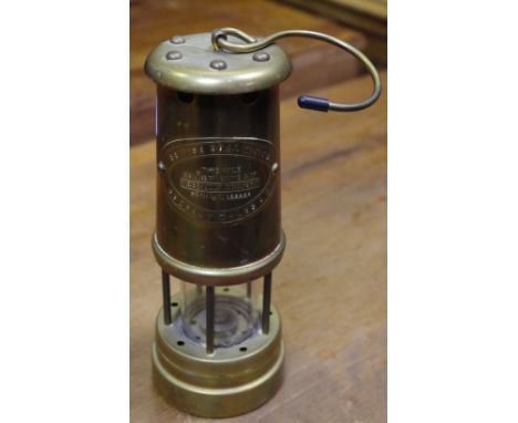 British Coal Mining Aberaman Colliery serial number 152634 miners lamp
