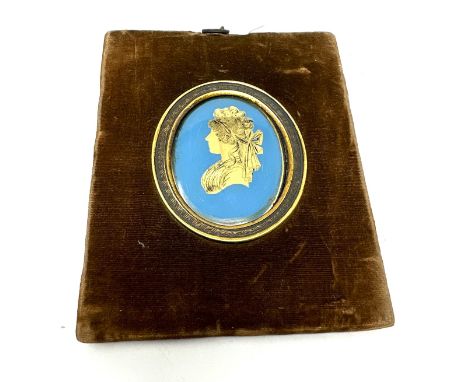Antique silhouette miniature portrait of a lady gold metal framed 