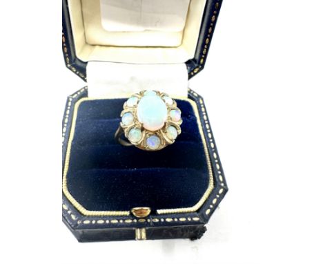 9ct gold opal ring (3.5g) 