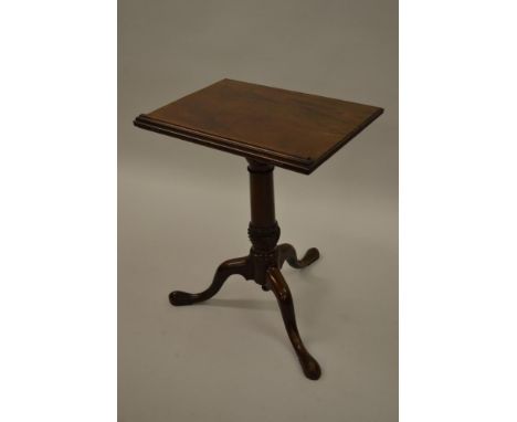 18th Century mahogany reading table, the hinged adjustable top raised on turned column and tripod supportEstimate £300 - 500O