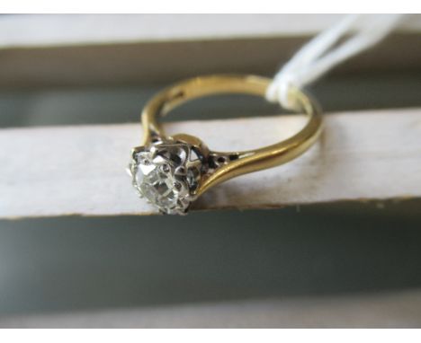 18ct Yellow gold diamond solitaire ring 