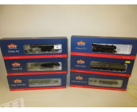 Group of six Bachmann 00 gauge locomotives, Standard Class 4MT 75069, BR1B tender (31-116), motor luggage van (31-265), Class