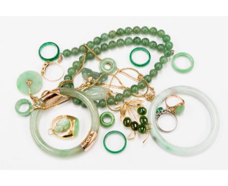 A quantity  of Jade and Jade-style jewellery, to include a pendant on chain stamped 585 etc