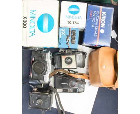 A Hawkeye, box camera, Ace deluxe, a cased Brownie 127 Minolta x 300 S.L.R. with lenses, a Panasonic C325EF (3)