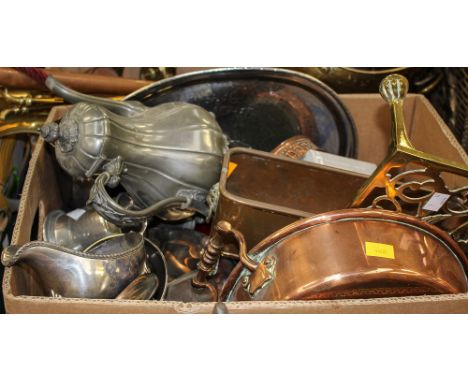 Metalware to include EPNS serving dishes, copper cooking pan, planter, brass trivet and pewter etc 