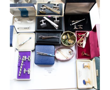 Tie clips and cuff links to include gold-plated (12 boxes)