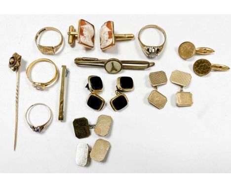 A collection of 9ct gold jewellery including cufflinks, stick pin, signet ring etc 16.8g gross, together with an 18ct gold ri