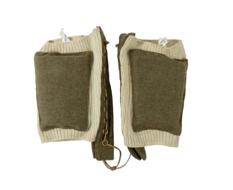 A pair of Second World War British Army paratroop / SOE knee pads