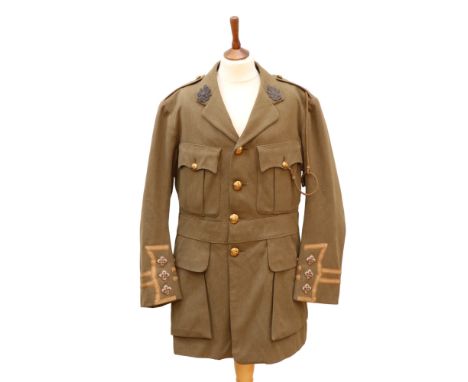 A Great War British Army officer's cuff rank Service Dress tunic, bearing Border Regiment insignia
