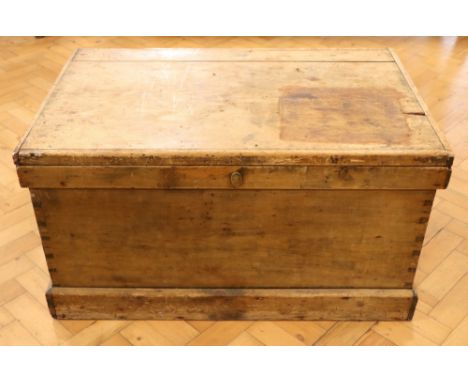 A Victorian pine trunk, 94 cm x 60 cm x 50 cm