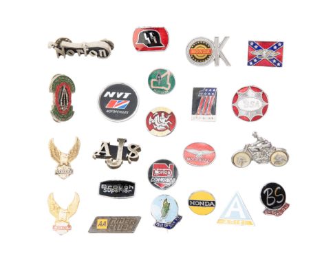[ Automobilia ] A group of vintage motorcycle enamelled pin badges including Harley Davidson, Norton, Yamaha and Moto Guzzi