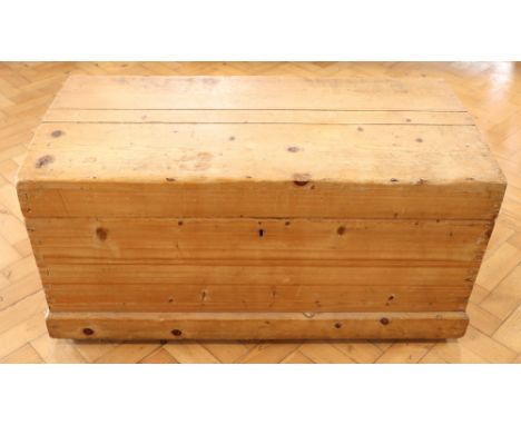 A Victorian subtly-arch-topped pine trunk, 98 cm x 49 cm x 49 cm