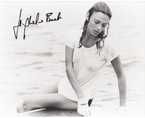 Autographed 10 x 8 Photo - JACQUELINE BISSET : A superb 10 x 8 photograph depicting a scene from the 1977 movie The Deep, sig