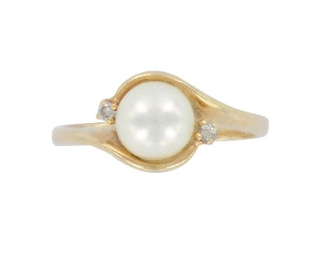 Beautiful ladies ring with two diamonds and a cream rose Akoya pearl in the center measuring 6.8mm. Marked 14K and maker's ma