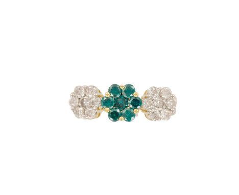 An absolutely lovely and delicate contemporary ladies ring with 21 diamonds weighting 1.52cts. Weight 5.12 grams. Size 8.25. 