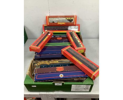 Sixteen OO Gauge Outline British Coaches by Hornby, Bachmann and other, boxed.
