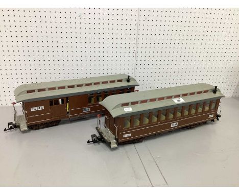 Two Bachmann G Gauge Outline Continental Coaches, comprising of Rh B 3rd Class and Poste, small parts may be missing, playwor