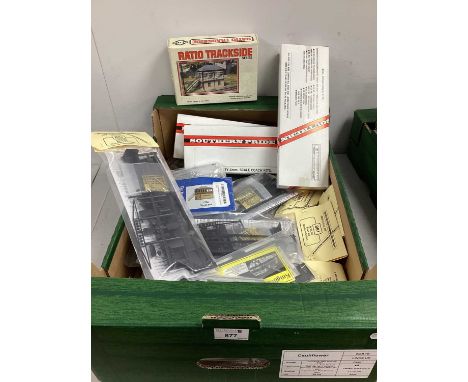 A Quantity of OO/HO/4mm Plastic Model Rolliing Stock, Lineside Buildings and Accessory Kits by Ratio, Southern Pride Models, 