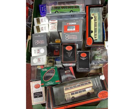 Approximately twenty-eight 1:76th scale Diecast model buses from EFE, Corgi, etc. boxed.1. Models appear as new and not remov