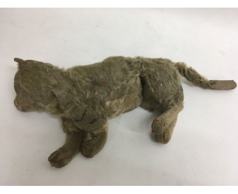 A Steiff cat.