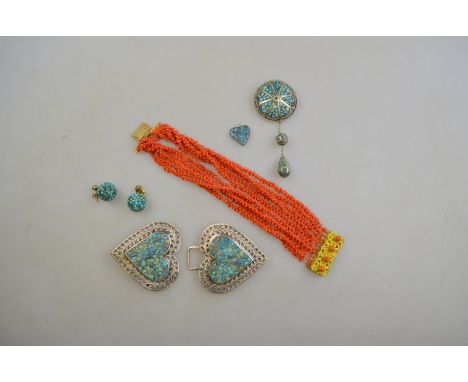 Various jewellery items set with turquoise matrix comprising double heart dress buckle, spherical earrings, double sided hear