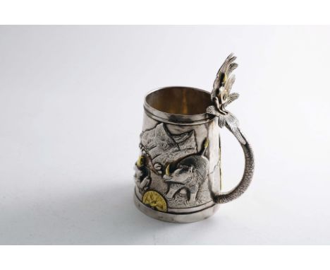A LATE 20TH CENTURY NORTH INDIAN / NEPALESE, GOLD-MOUNTED, HANDMADE MUG of tapering form decorated in relief with figures, a 