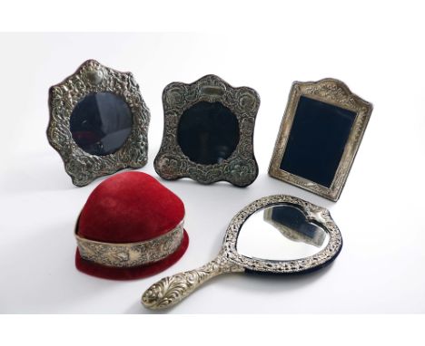 A LATE VICTORIAN MOUNTED VELVET DRESSING TABLE BOX/PIN CUSHION shaped like a heart, by William Comyns, London 1899, a mounted