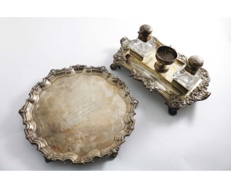 A WILLIAM IV DECORATIVE INKSTAND fitted with two later non-matching mounted glass bottles (Edinburgh 1876) and a central box 