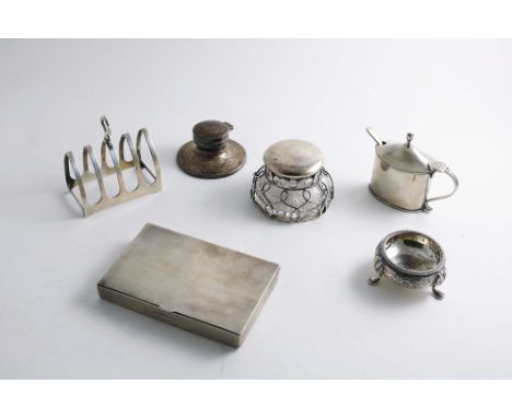 A MIXED LOT:- An Edwardian plain rectangular box with a spring-loaded hinged cover, lacking an internal divider, but with a R