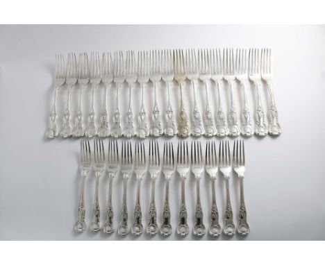 A SET OF SIX GEORGE IV KING'S PATTERN TABLE FORKS by William Chawner, London 1825, a set of six Victorian King's pattern tabl