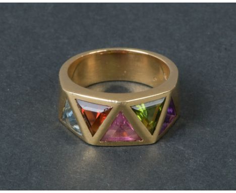 Damenring. 18 kt Gold, ca. 11,2 g, besetzt mit Amethyst, Granat, Topas und Turmalin, Ringgröße 55.