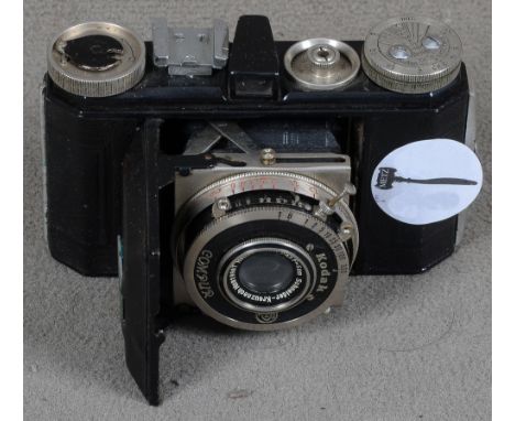 Fotoapparat: „Kodak Retina Typ 118“, Klappkamera mit Xenar. (Funktion ungeprüft)