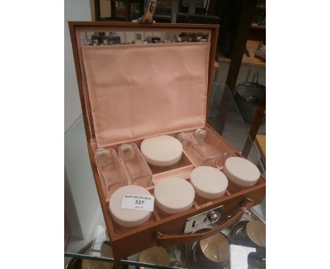 Vintage maylor vanity travel case