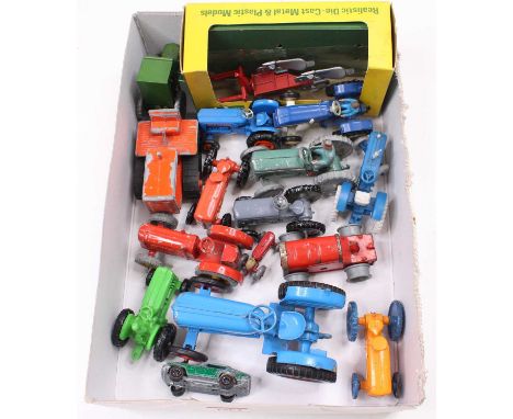 Interesting selection of various vintage tractor diecast models, to include Crescent, Dinky, Kemlow and others, examples incl