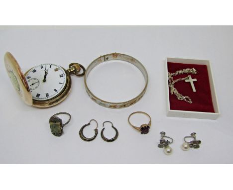 Group of jewellery to include a 9ct red paste ring (chipped), gold plated half hunter pocket watch (af), etc 