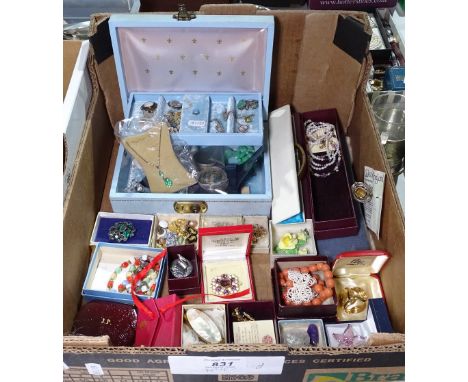 A tray of Vintage and other costume jewellery, a cantilever jewel box etc