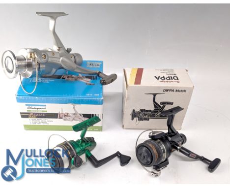 3x Various spinning reels – Shakespeare Aerial 2000 spinning reel marked 2516 060 with rear adjusters, full bail arm, spare s