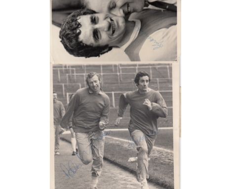 ARSENAL 1970/1 DOUBLE SEASON / AUTOGRAPHS        A 1971 FA Cup Final programme, Arsenal v Liverpool signed by 10 players on t