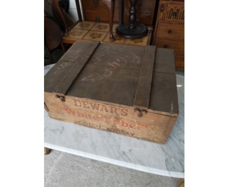 1900s  Dewars white label scotch whisky adverting wooden  box. 