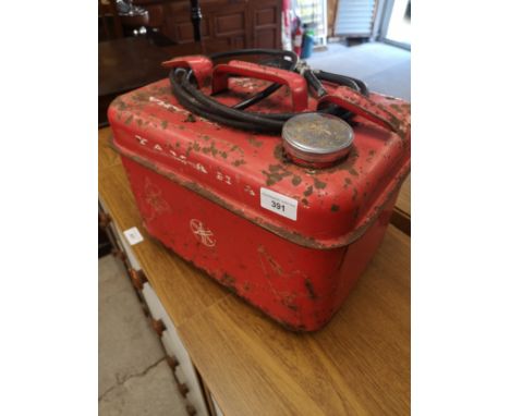 Vintage Yamaha fuel can. 