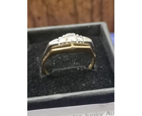 18ct gold art deco style diamond ring . size U . 4 grams . 