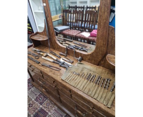 Collection of old joiners tools. 